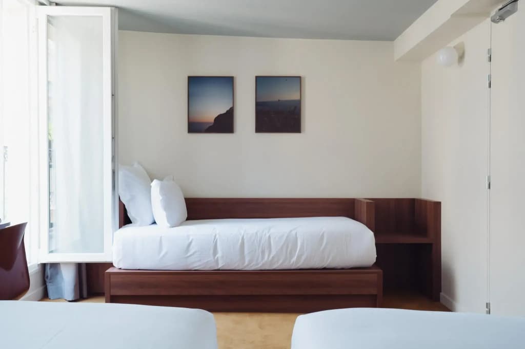 Lala Hotel - Miniature 6