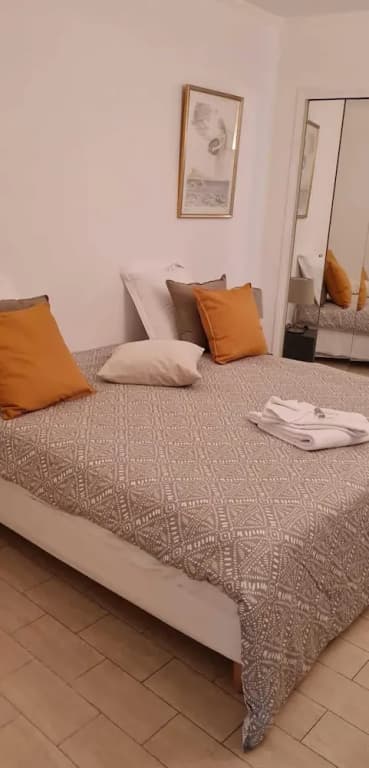 2 Bedrooms behind to the hotel Martinez - Photo 2