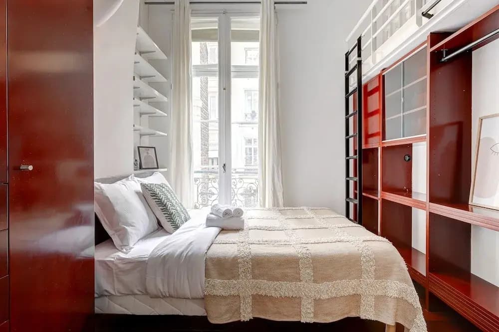 Le Marais & Place de la Republique 3BR - Miniature 7