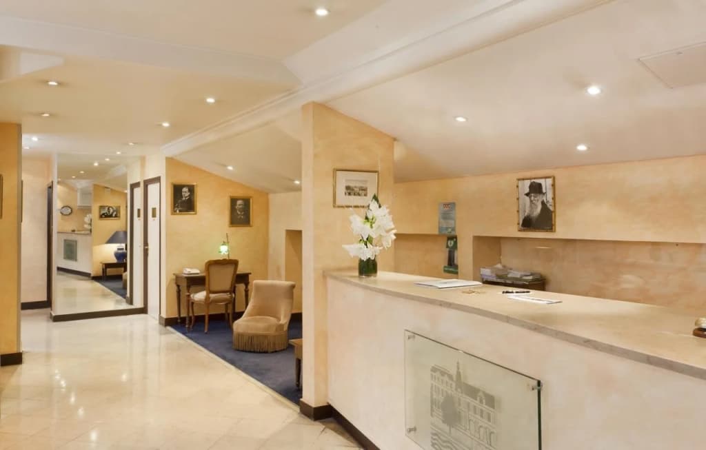Hotel Quai Voltaire - Photo 2