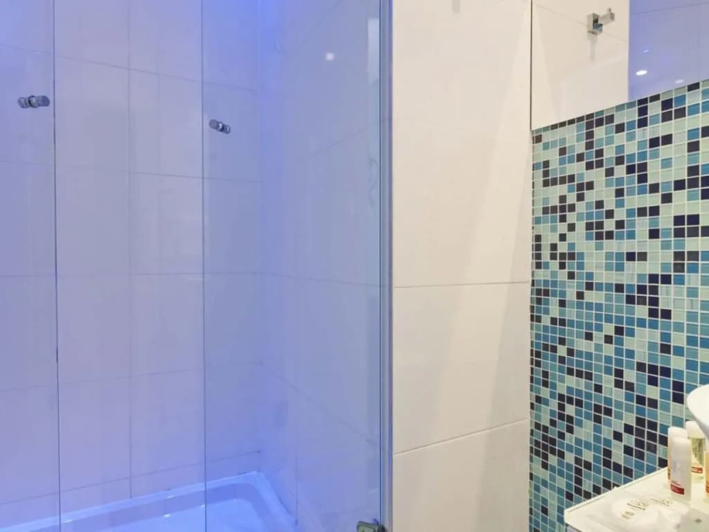 Color Design Hotel - Miniature 8