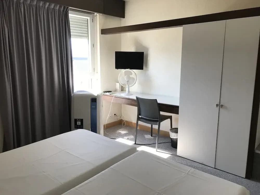 HYP Hotel - Photo 2