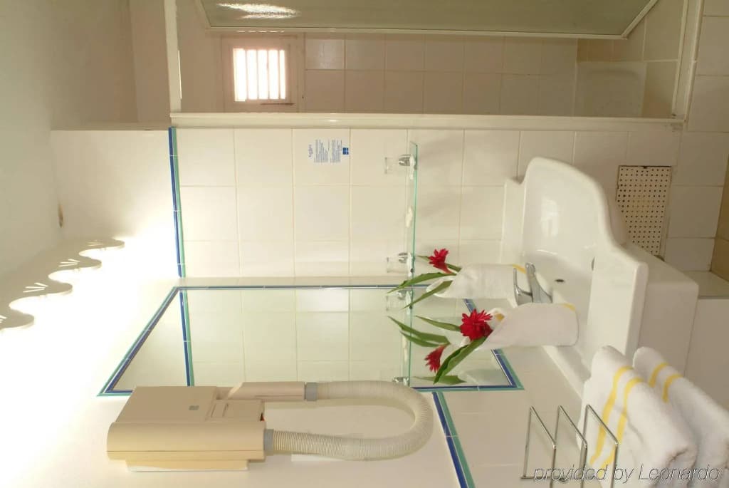 Hotel Amyris - Miniature 6