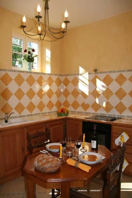 Aux Grilles Du Château - Photo 2