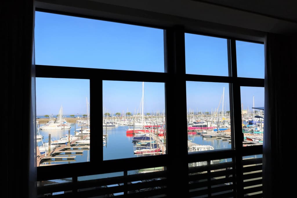 LES SUITES DU PORT by Le Saint Ferdinand - Miniature 6