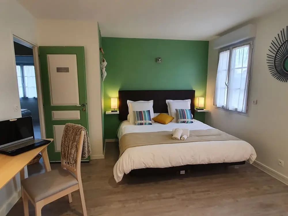 Hôtel et Chambres d'hôtes  Les Mureaux- Les chambres de la Marina - Photo 5
