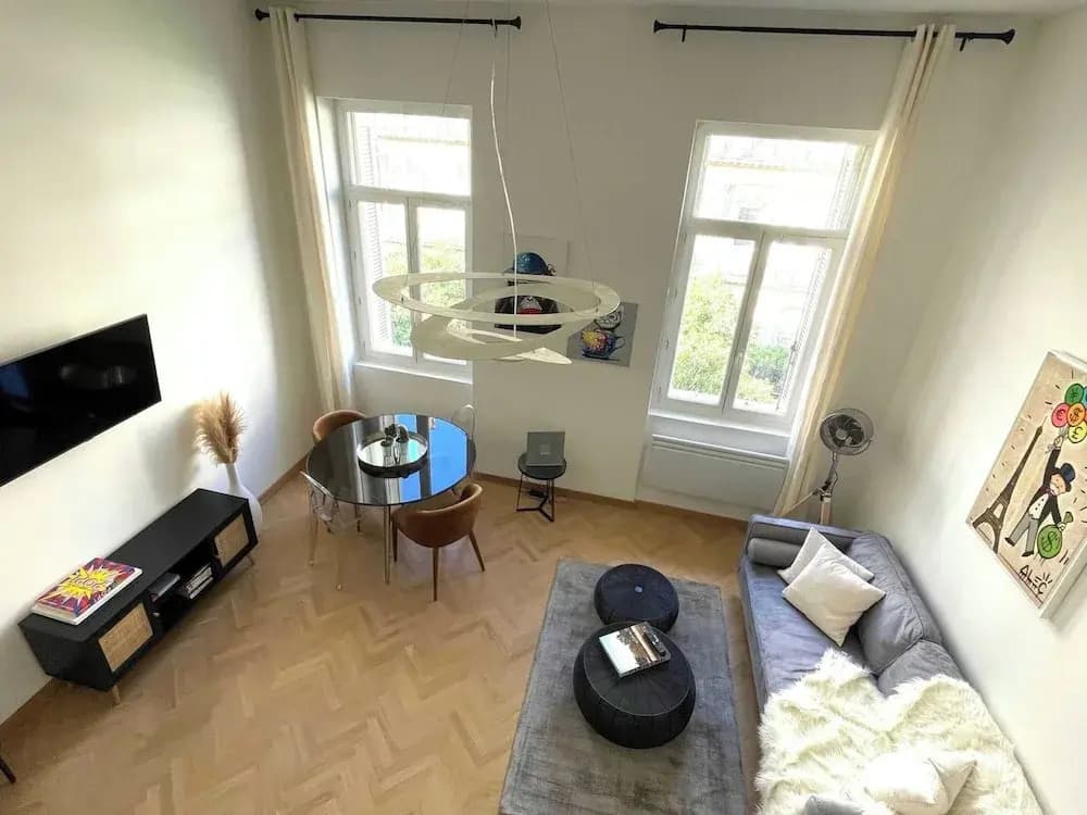 Apt Mezzanine 2bdr/4p- Notre Dame/vieux-port - Miniature 8