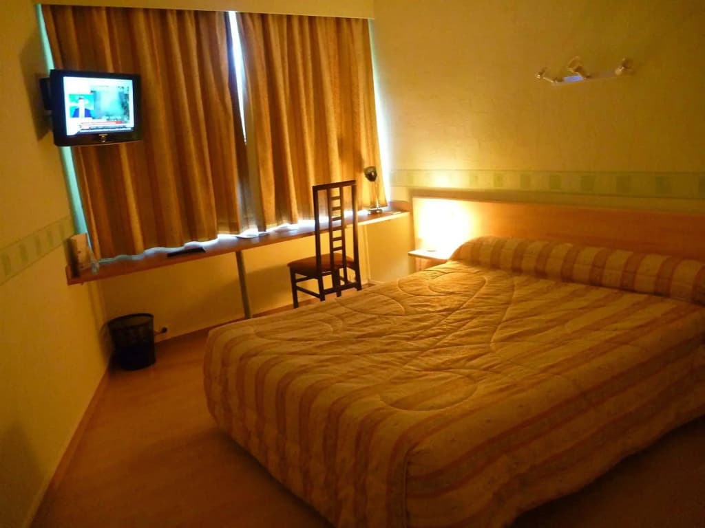 Hotel Saint Aignan - Photo 2