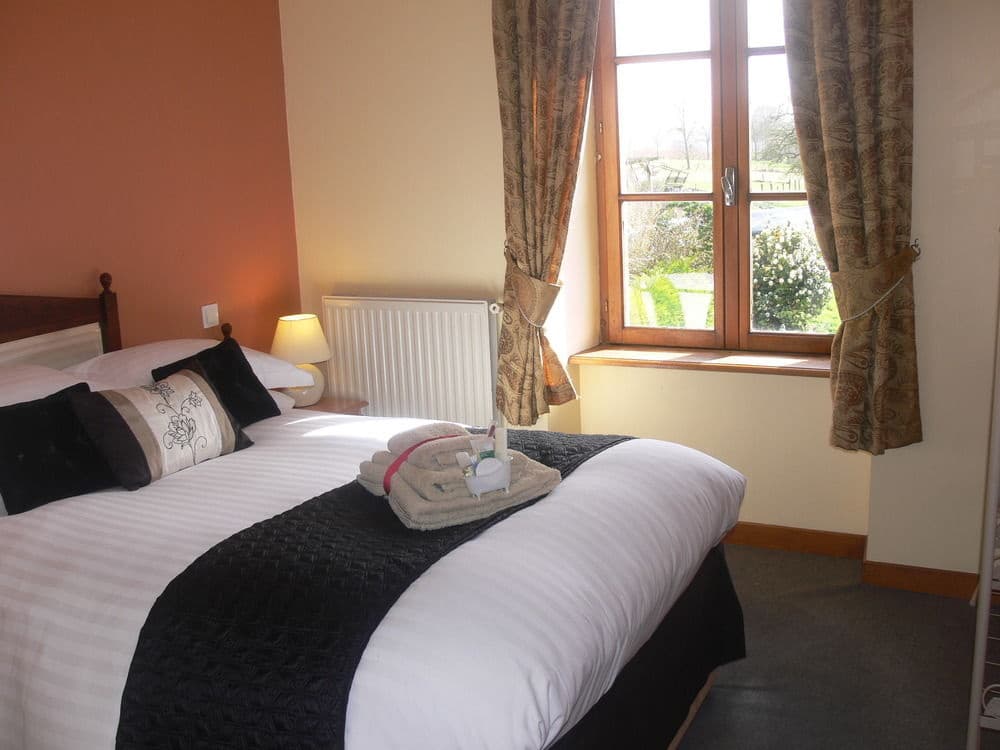 Le Jardin Bed and Breakfast - Miniature 6