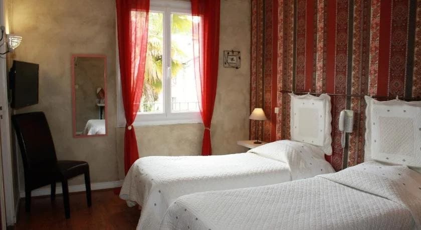 Hotel Le Saint Marc - Photo 4