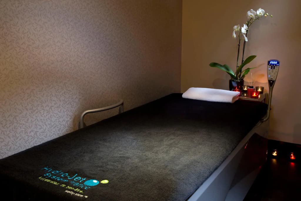 Hotel Atmospheres - Photo 4