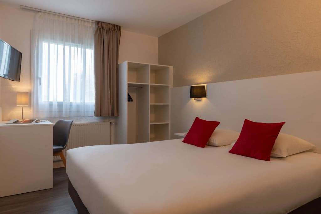 The Originals City, Hôtel Acropole, Bernay - Photo 4