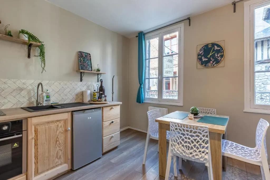 Emeraude - Cozy Nest 3 - 2p - Heart of Historic District - Miniature 6