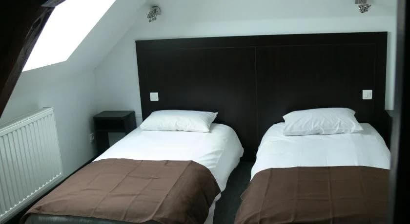 Hotel Le Saint Julien - Photo 1