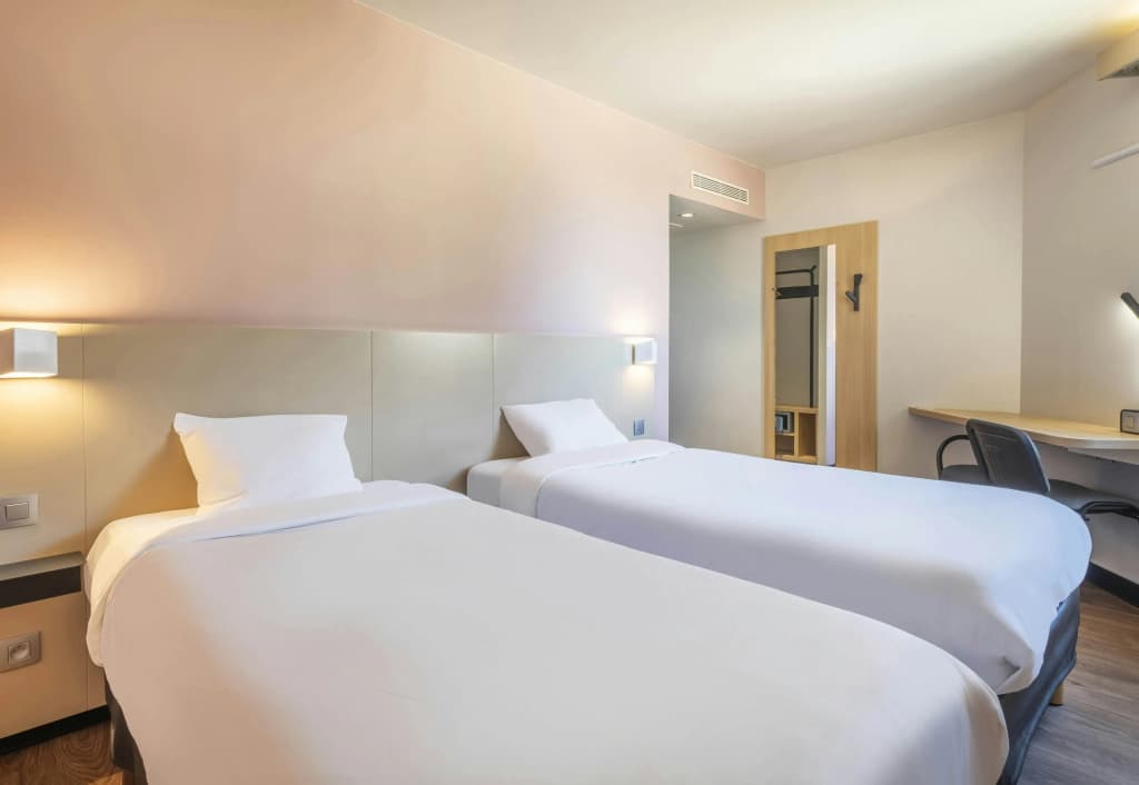 B&B HOTEL Marseille La Timone - Miniature 7