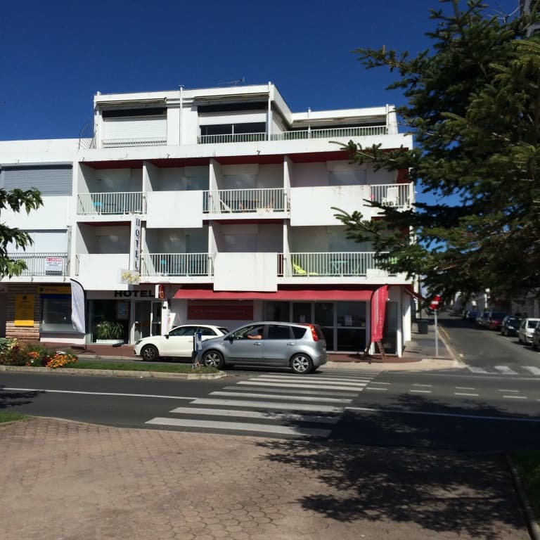 Kyriad - Royan Plage - Photo 1