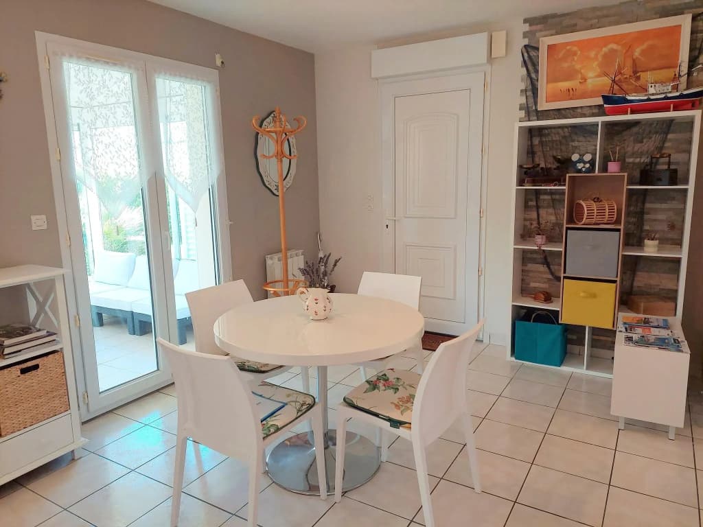Holiday Home in Plouhinec by Audierne Bay - Photo 2