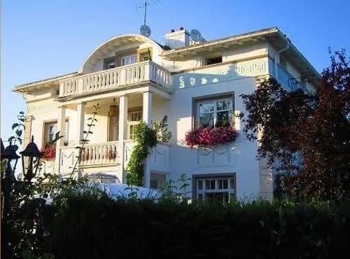 Hotel Restaurant Villa Katz - Photo 1
