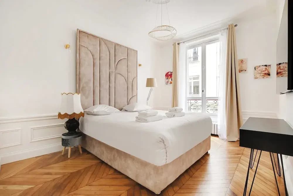 Superb Apartment - 3bd/8p - Arc de Triomphe - Photo 2