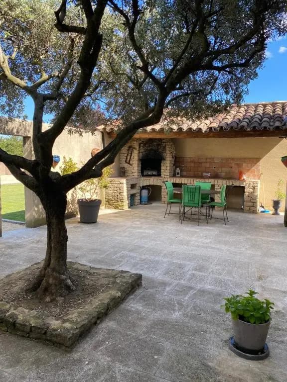 Villa dans le LUBERON à 2 km de LOURMARIN - Photo 4