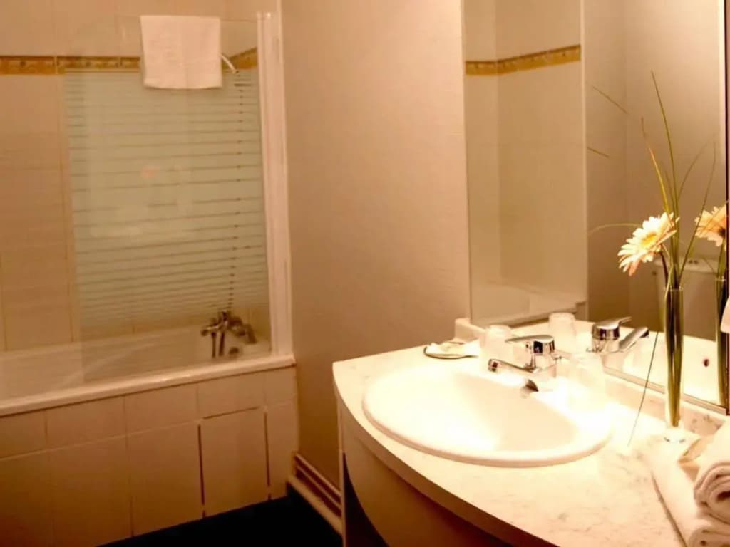 Hôtel Le Relais - Miniature 8