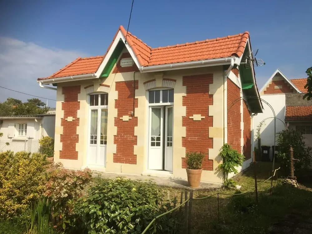House with 2 Bedrooms in Soulac-Sur-Mer, with Enclosed Garden - 200 M From the Beach - Photo 1