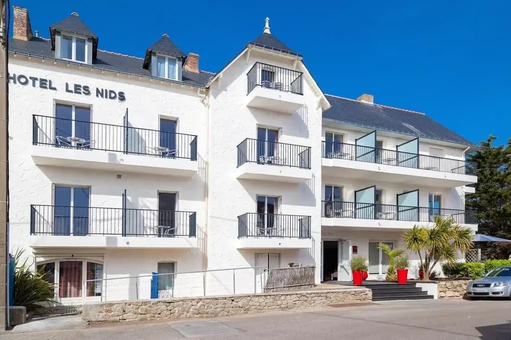 Hôtel les Nids - Photo 1