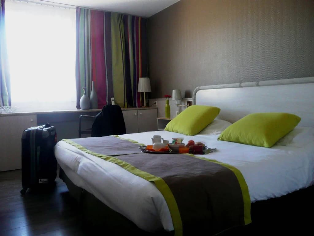 Hôtel Princes de Catalogne - Photo 2
