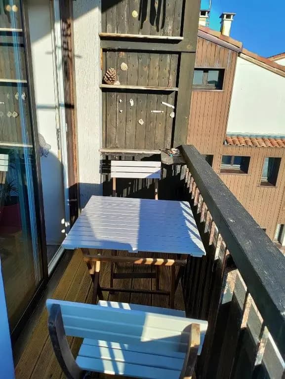 studio à l'océan au dessus des pins (plage & commerces à pied) - Photo 1