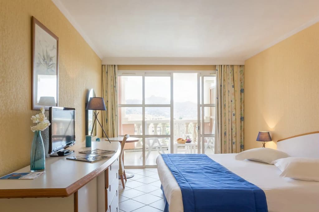 Village Cap Esterel Pierre & Vacances Hotel - Photo 3
