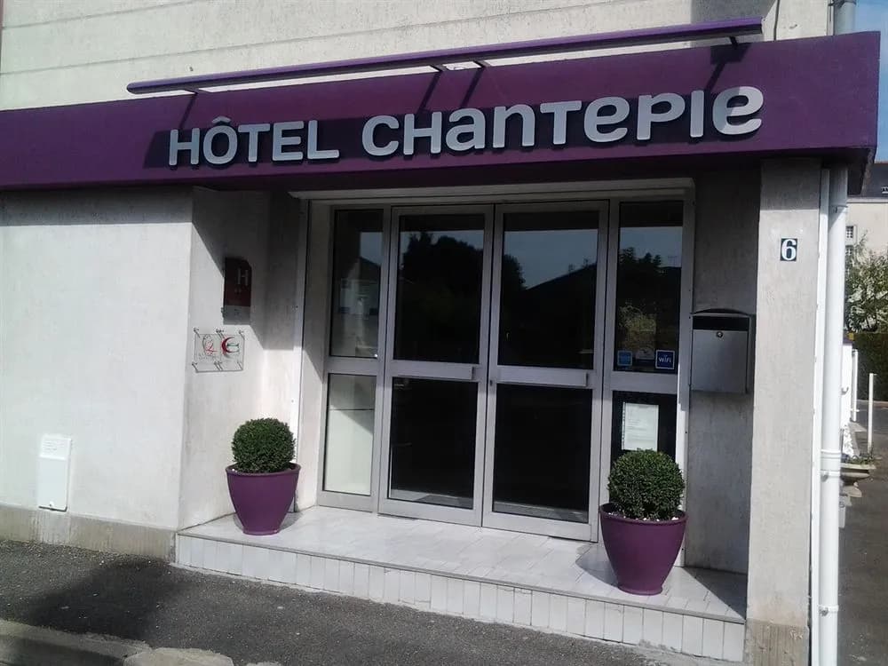 Hôtel Chantepie - Photo 1