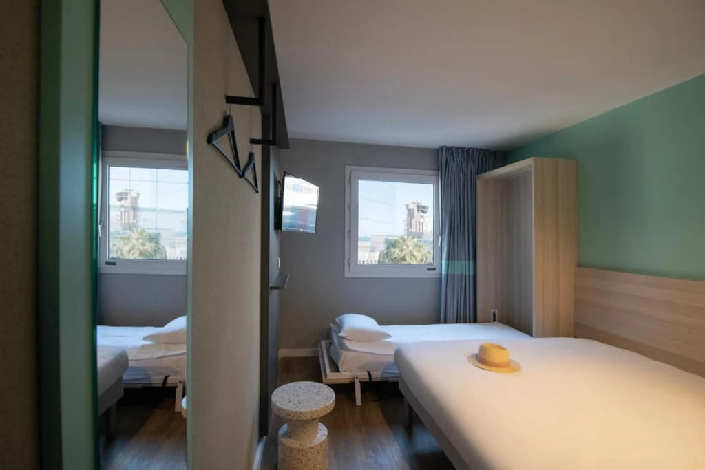 ibis budget Nice Aeroport Promenade des Anglais - Miniature 7