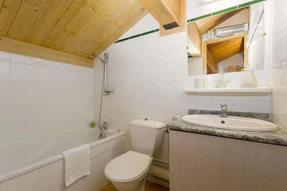 Madame Vacances Les Chalets des Alpages - Miniature 7