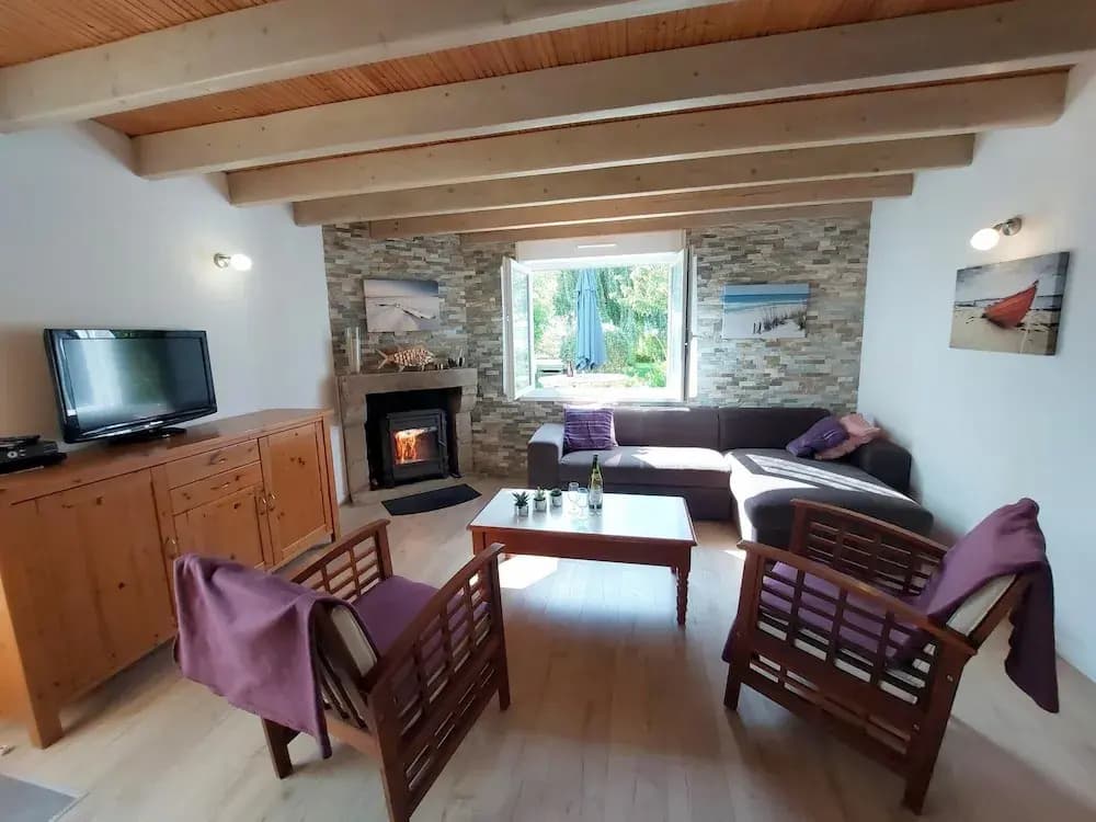 Holiday Home in Cleder Near Les Amiets Beach - Miniature 7