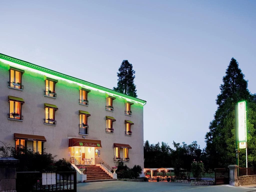 Hotel Les Cèdres - Photo 1