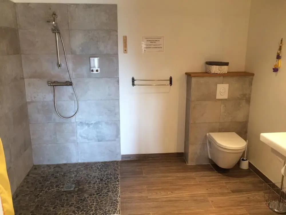 La Source Gilhodes - Chambre d'hôtes - Miniature 8