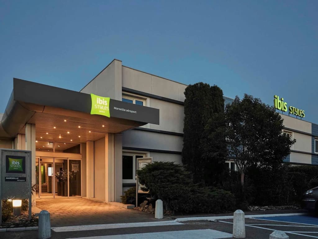ibis Styles Marseille Provence Aéroport - Photo 1