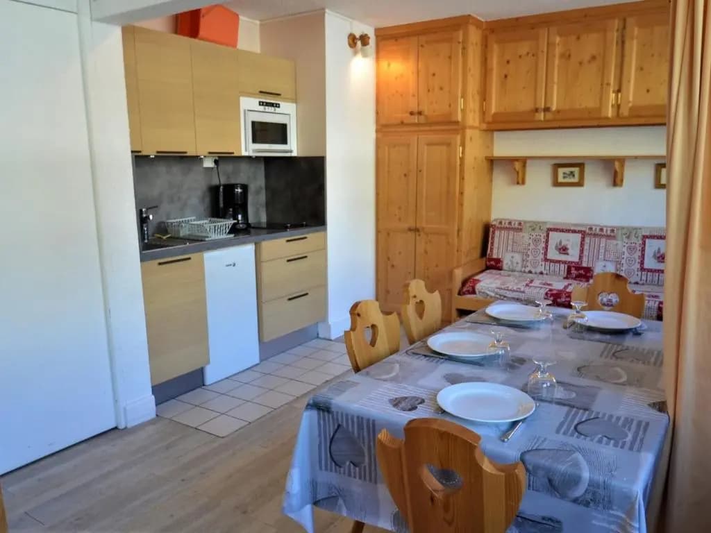 Appartement Les Menuires, 1 pièce, 4 personnes - FR-1-452-231 - Miniature 7
