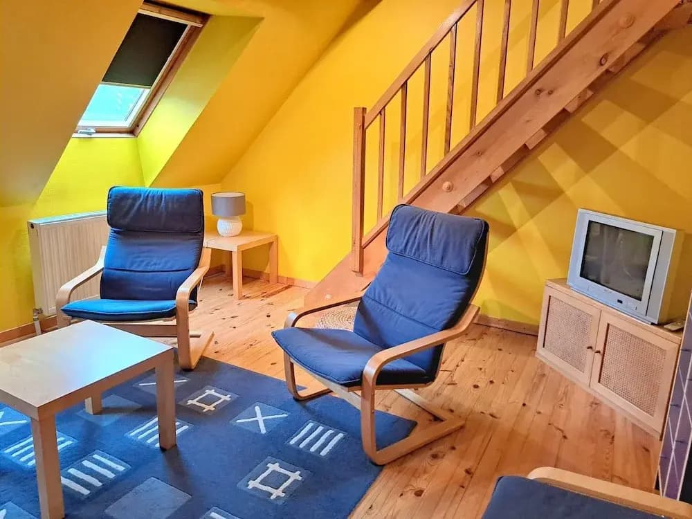 Holiday Flat on Small Holiday Farm With Indoor Pool + Many Activities - Miniature 6