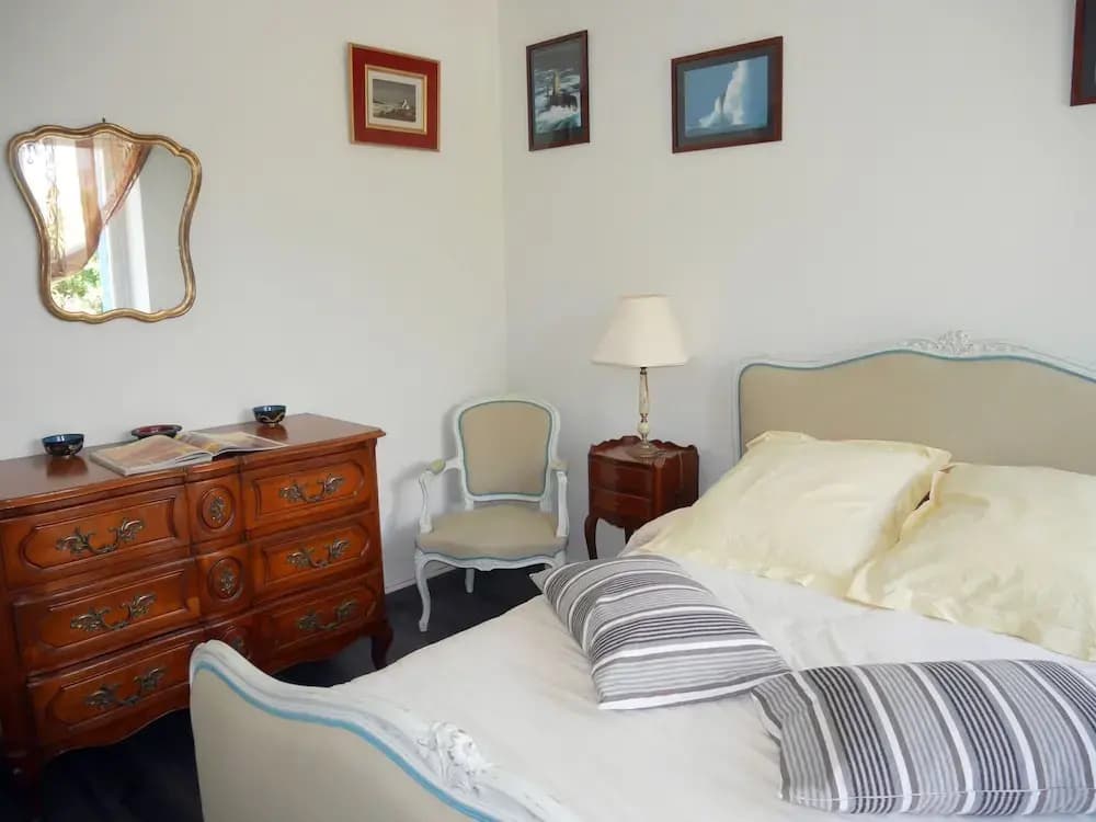 Holiday Home in Lampaul-plouarzel Nearby sea - Photo 4