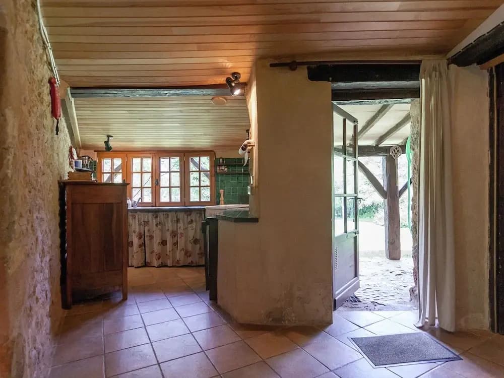 Estate in Dordogne Near Sites - Miniature 6