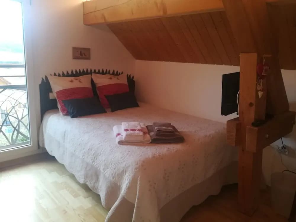 Chambre d'hôtes au Doubs Murmure - Photo 1
