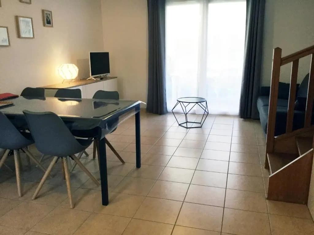Agréable Gîte Climatisé Dans Résidence Vacances Avec Piscine Chauffée, Situé Dans Le Village de Mouriès, Au Cœur Des Alpil...