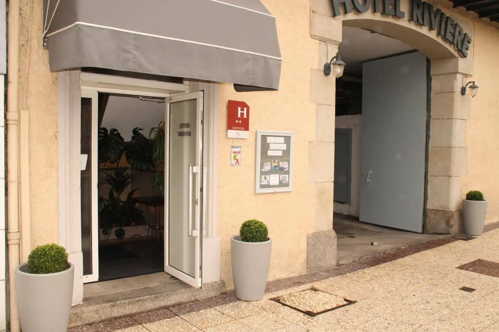 Hôtel Rivière - Photo 1