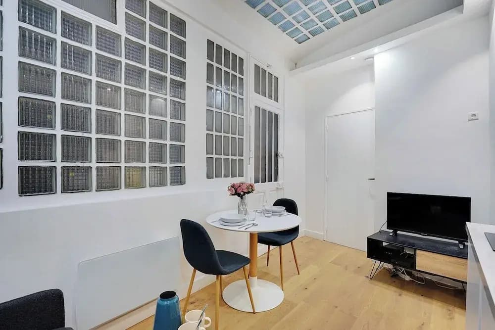 Apartment for 4 People in Bastille - Miniature 7