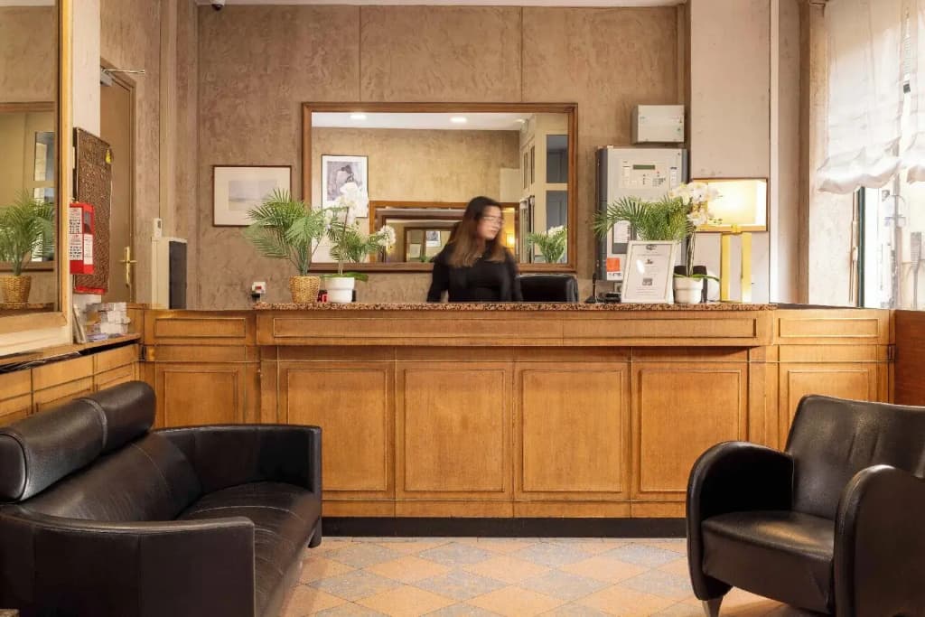 Hotel Saint Pierre - Photo 2