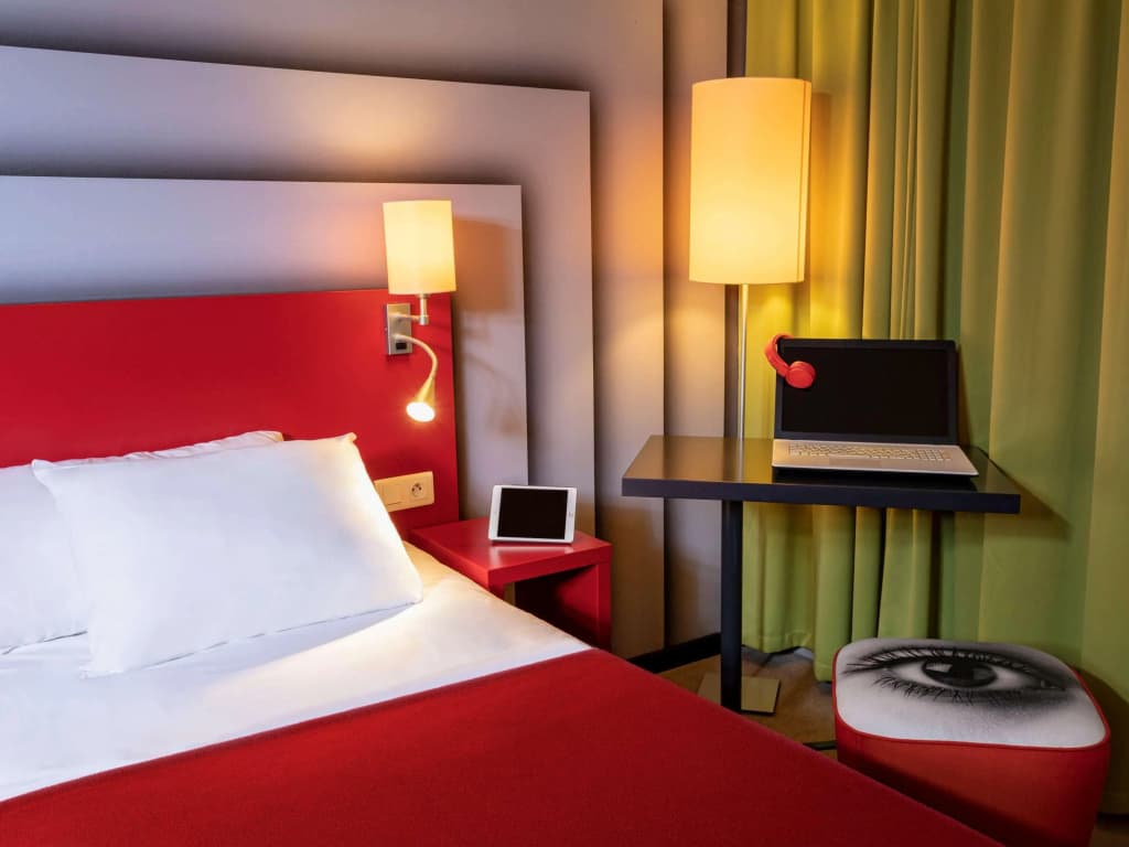 ibis Styles Avignon Sud - Miniature 6