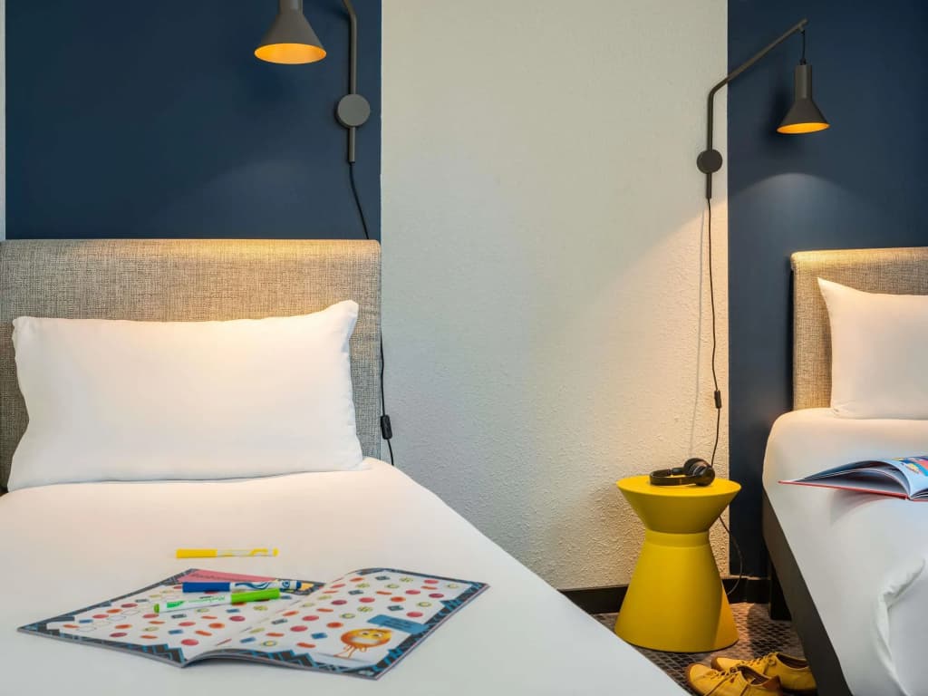 ibis Paris Coeur d'Orly Airport - Photo 4