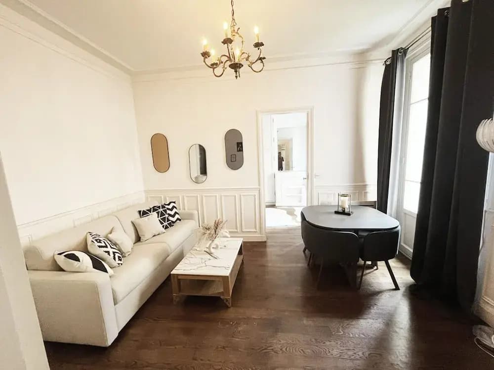 Superb Eiffel Tower Terrace Apartment - Photo 5