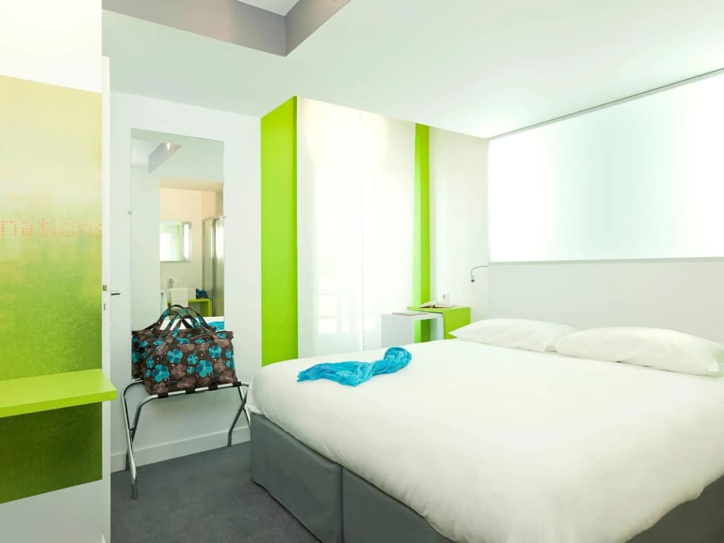 ibis Styles Vannes Gare Centre - Miniature 7